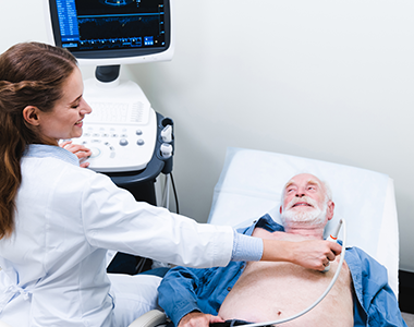 L'échographie cardio-pulmonaire et la frontière abdomino-thoracique