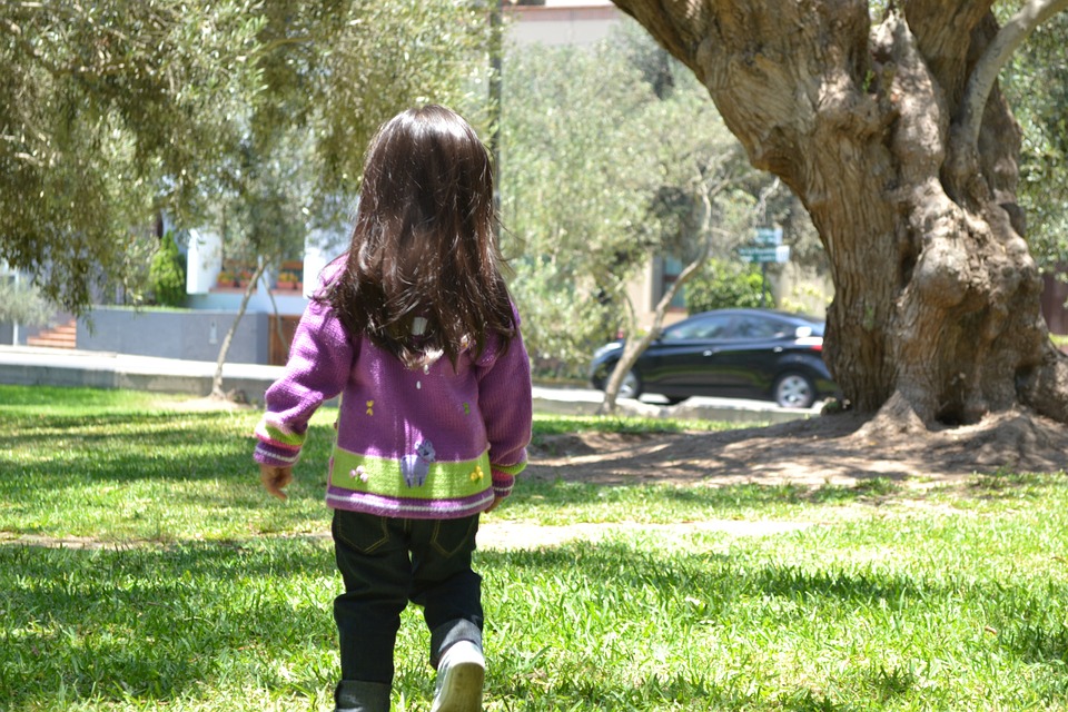 Protection de l’enfance : agir et réagir dans l’intérêt de l’enfant