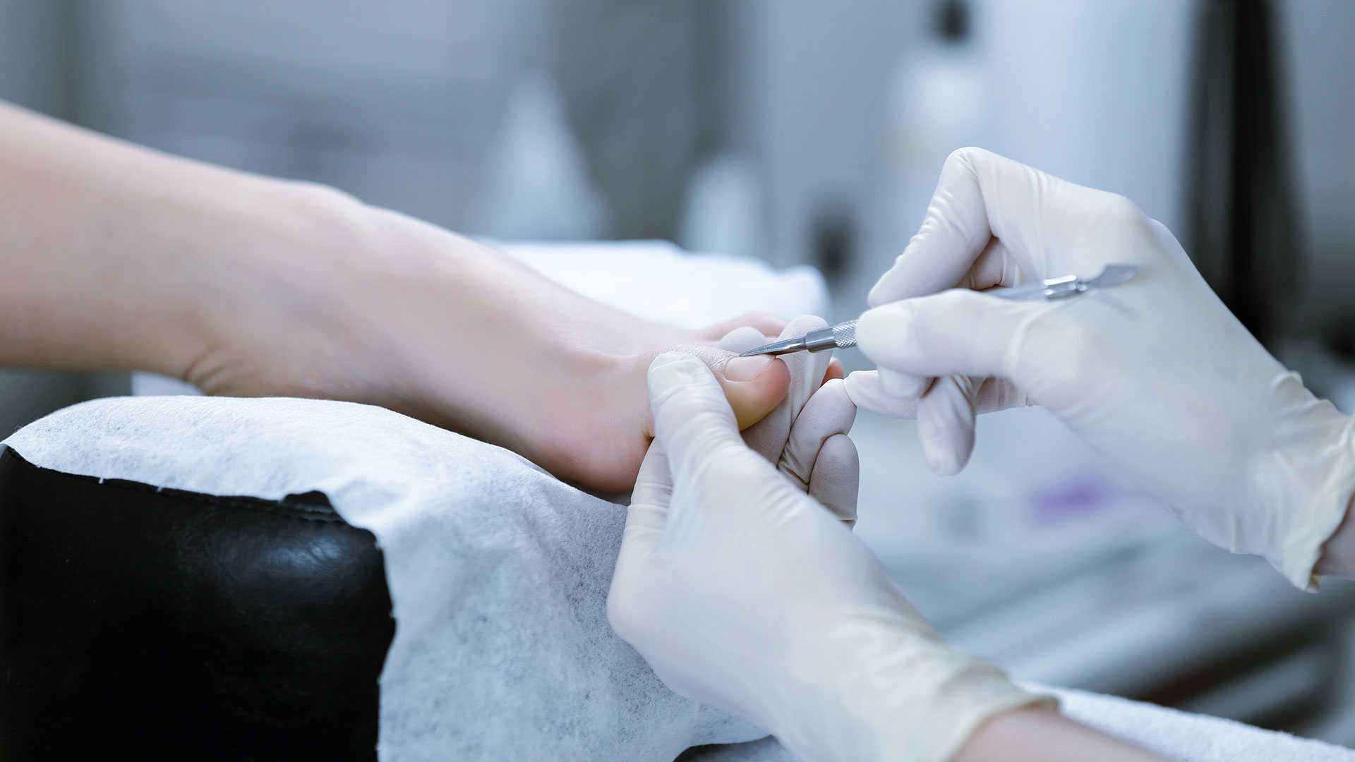 Podologue  Collège des hautes études en médecine